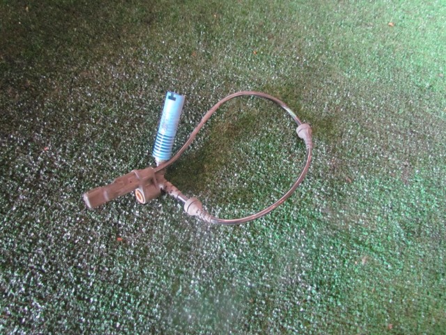 2005 BMW M5 E46 Front RH Passenger ABS Sensor