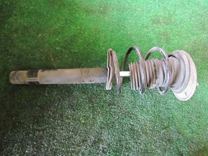 2005 BMW M3 E46 Front RH Passenger Strut 3131 2283104