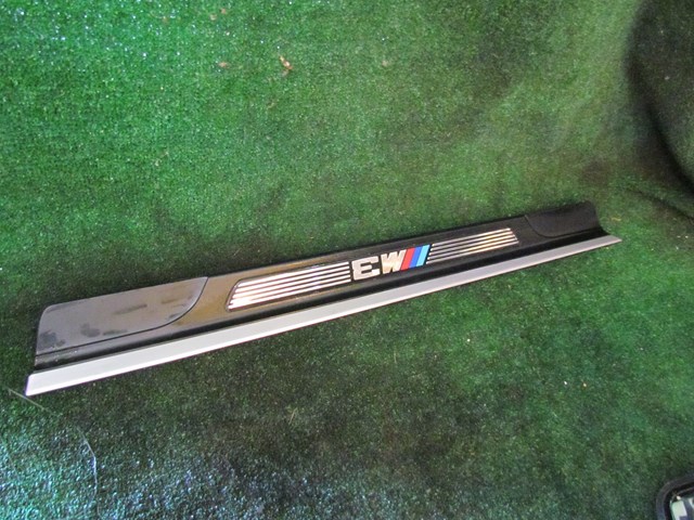 2005 BMW M3 E46 RH Passenger Door Sill Kick Plate 8 204 113