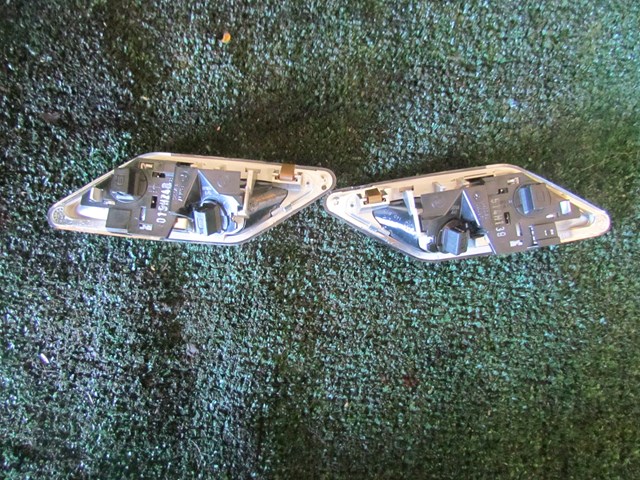 2005 BMW M3 Rear RH & LH Map Light Set