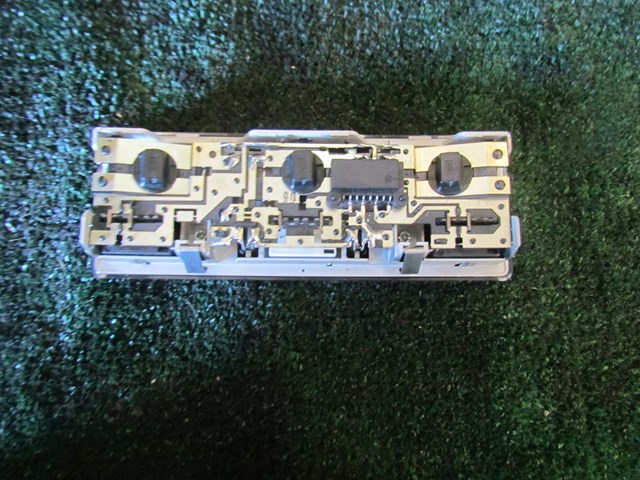 2005 BMW M3 Front Center Domelight