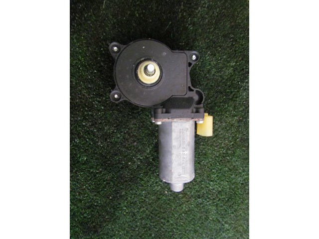 2005 BMW M3 Front LH Driver Power Window Motor