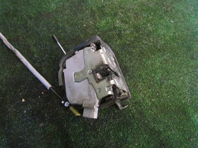 2005 BMW M3 E46 Front RH Passenger Door Lock Actuator