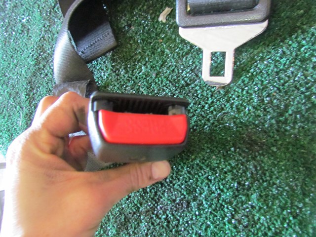 2005 BMW M3 E46 Rear Center Seat Belt