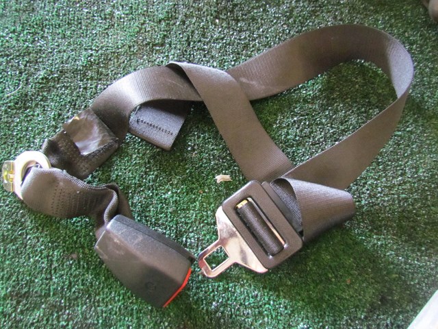 2005 BMW M3 E46 Rear Center Seat Belt