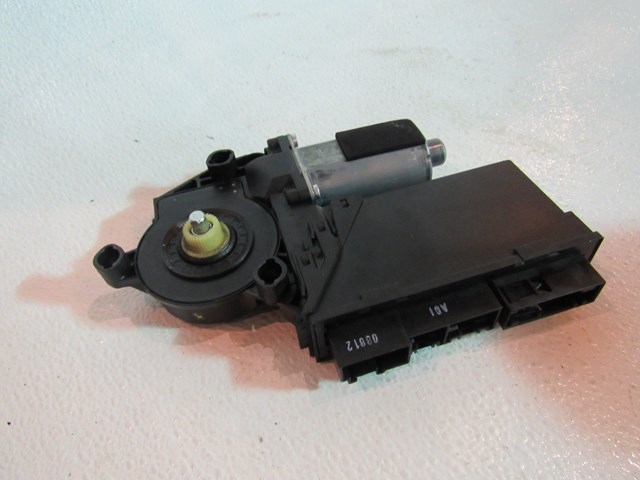 04 05 06 07 08Audi A8L Rear RH Passenger Window Motor 4E0 959 802