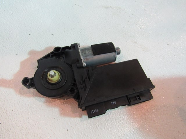 04 05 06 07 08Audi A8L Rear RH Passenger Window Motor 4E0 959 802