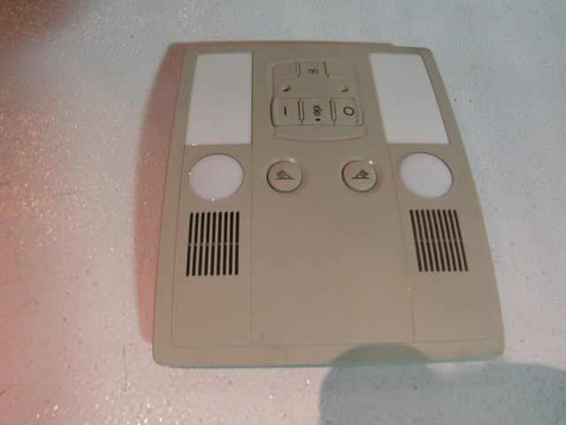 2008 Audi A8L Rear Dome Light 4E0 947 111