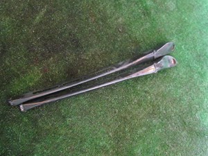 2008 Audi A8L Windshield Wiper Arm Set RH & LH