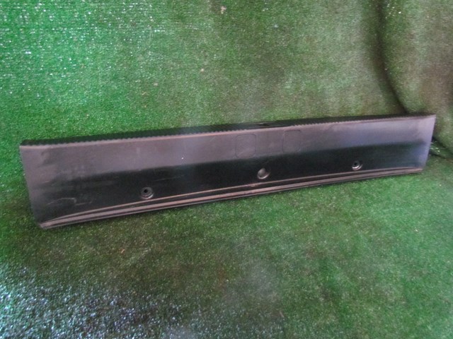 2008 Audi A8L Trunk Latch Finish Moulding 4E0 863 471 B