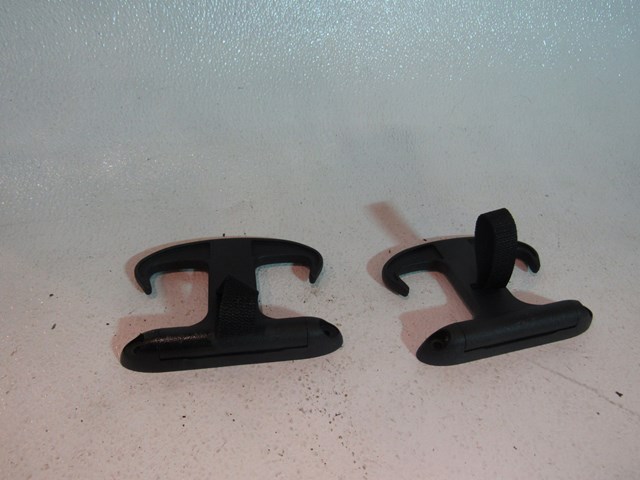 04- 08 Audi A8 D3 Trunk Cargo Net Hooks-Set of 2-6Y5 867 615