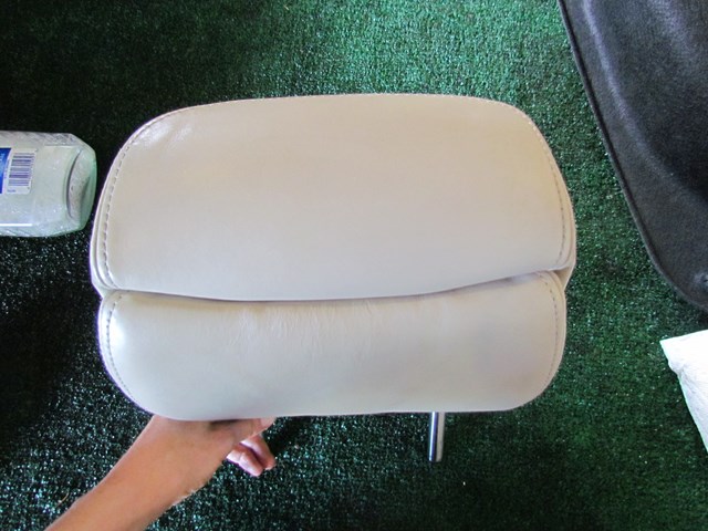 2008 Audi A8L Rear RH Passenger Head Rest