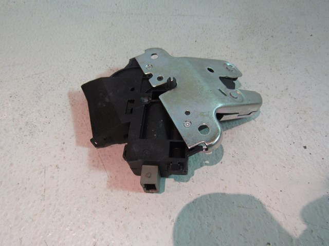 2008 Audi A8L Trunk Latch 4F5 827 505