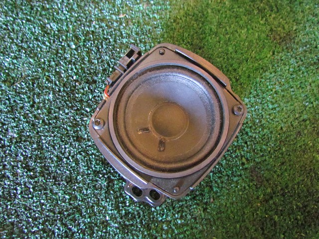 2008 Audi A8L Rear Deck Speaker 4E0 035 411P