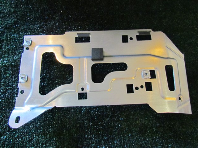 2008 Audi A8L Amplifier Bracket 4E0 035 464