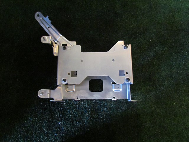 2008 Audi A8L Radio & Satellite Receiver Bracket 4E0 035 547 G