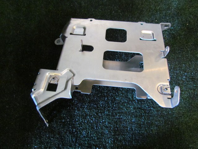 2008 Audi A8L Radio & Satellite Receiver Bracket 4E0 035 547 G