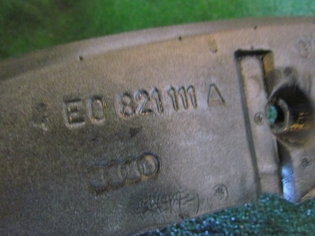 2008 Audi A8L LH Driver Fender Liner Foam Filler 4E0 821 111A