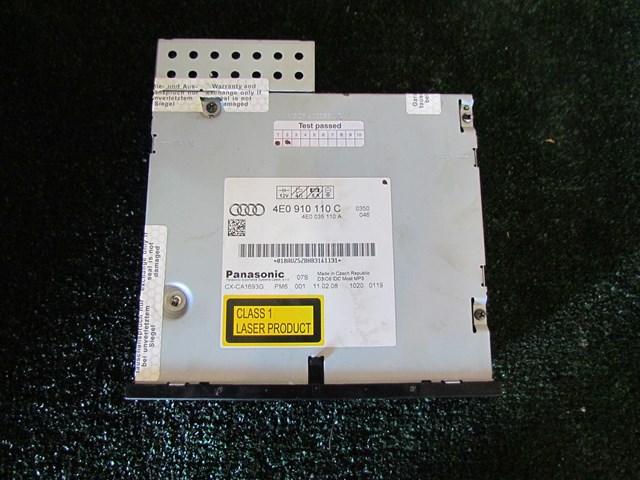 2008 Audi A8L 6 Disc CD Changer 4E0 910 110 C