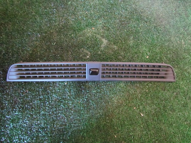 2008 Audi A8L Center Dash Air Vent & Light Sensor 4E0 819 632 C