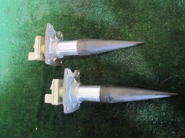 2008 Audi A8L D3 Rear Bumper Reinforcement Mounts Set