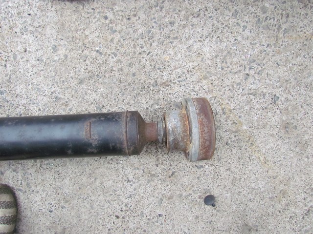 2008 Audi A8L D3 Driveshaft 4E4 521 101 D