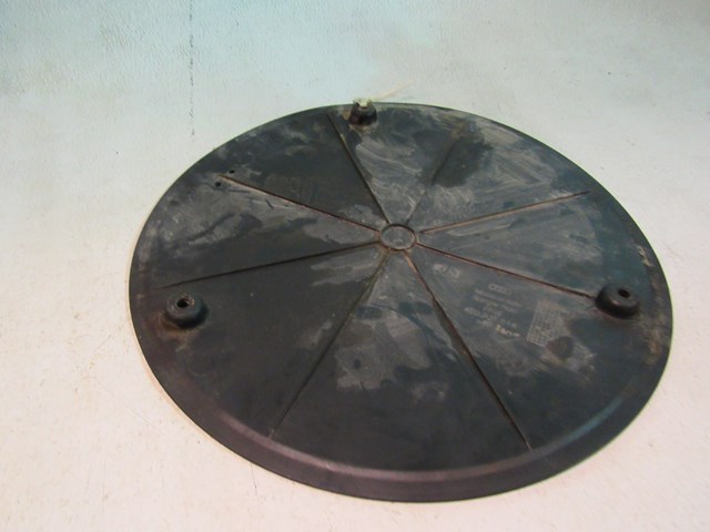 04 05 06 07 08 Audi A8L D3 Fuel Vapor Canister Cover