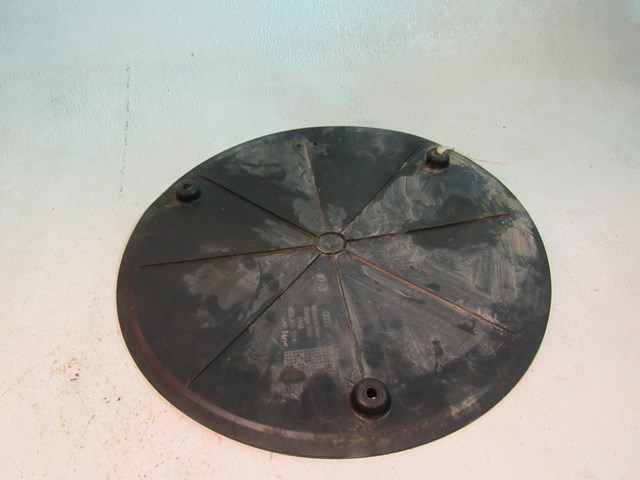 04 05 06 07 08 Audi A8L D3 Fuel Vapor Canister Cover