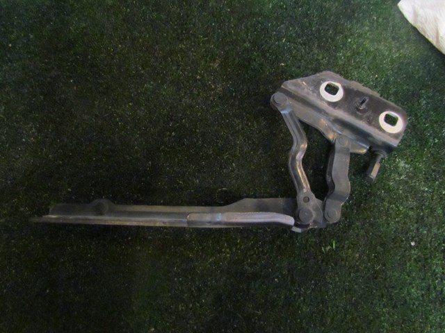 2008 Audi A8L D3 LH Driver Hood Hinge 4E0 823 301 G