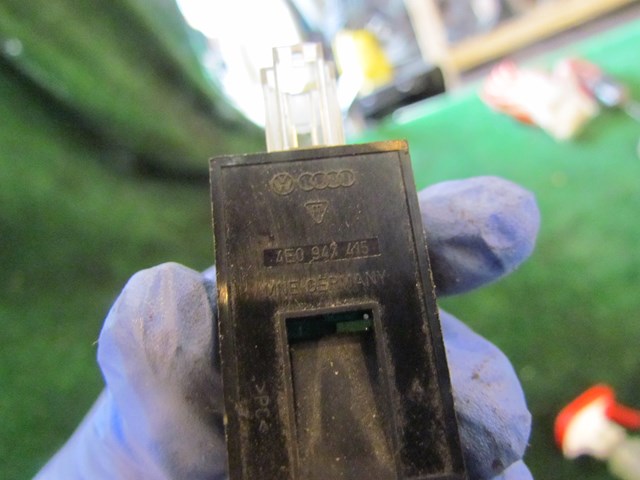 2008 Audi A8 A8L D3 Interior Courtesy Light OEM 4E0 947 415