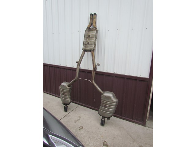 2008 Audi A8L D3 Exhaust Assembly Resonator & Mufflers