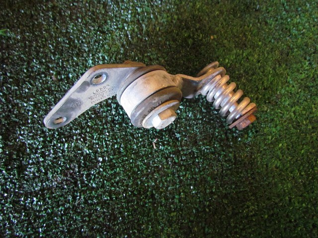 2008 Audi A8L D3 RH Exhaust Manifold Bracket 4E0253376B 