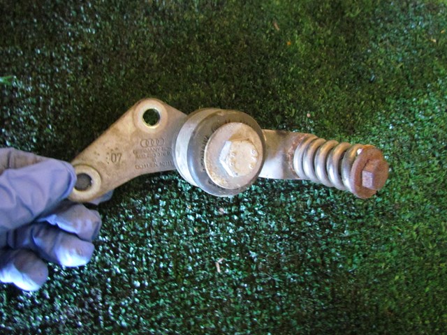 2008 Audi A8L D3 RH Exhaust Manifold Bracket 4E0253376B 