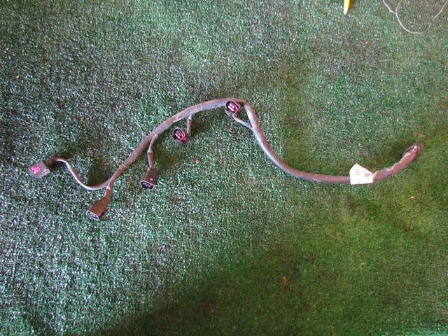 2008 Audi A8L D3 RH Passenger Fuel Injector Harness 079971627B