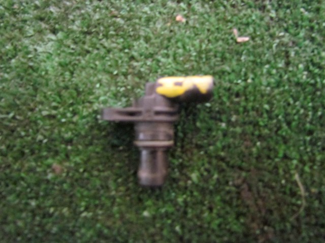 2008 Audi A8L D3 LH Intake Cam Position Sensor