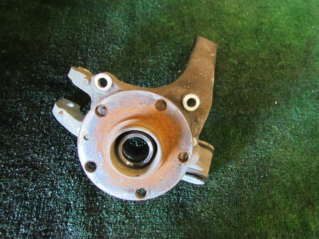 2008 Audi A8L D3 Rear LH Drivers Spindle