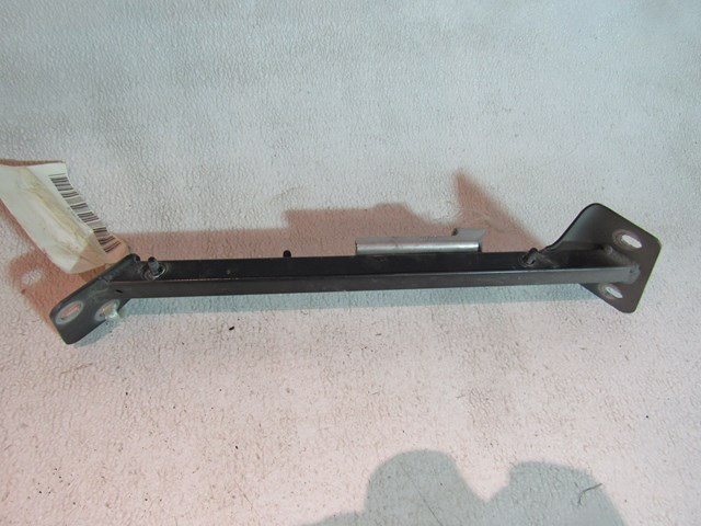 2008 Audi A8L D3 Front LH Driver Side Brace