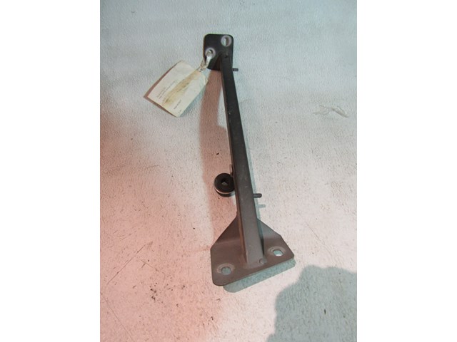 2008 Audi A8L D3 Front LH Driver Side Brace