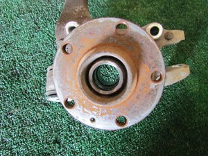 2008 Audi A8L D3 Rear RH Passenger Spindle