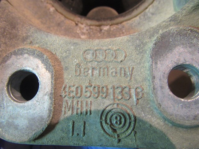 2008 Audi A8L D3 Differential Mount 4E0 599 133 C
