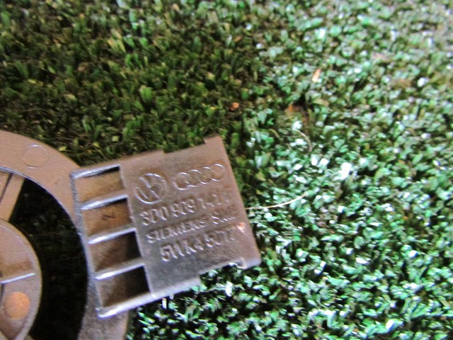 2008 Audi A8L D3 Keyless Entry Antenna 3D0 909 141 F