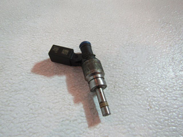 2008 Audi A8L D3 Fuel Injector
