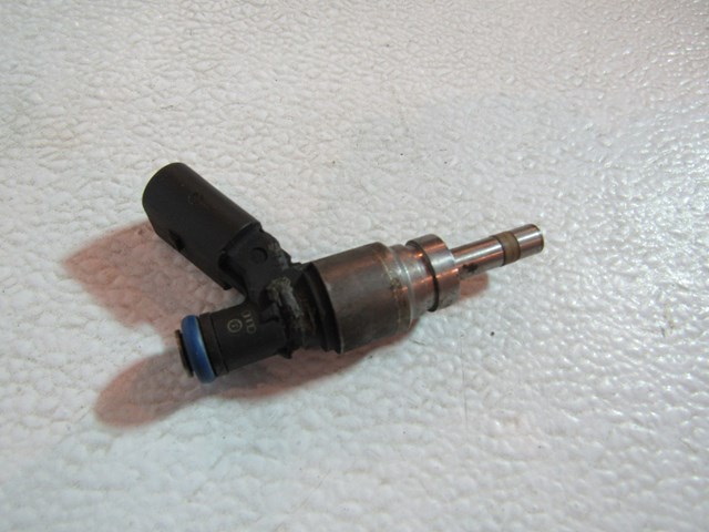 2008 Audi A8L D3 Fuel Injector