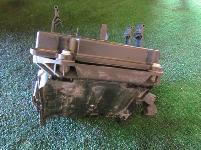 2008 Audi A8L D3 ECU Box Junction Box - See photos