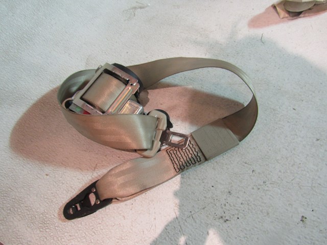 2008 Audi A8L D3 Front RH Passenger Seat Belt