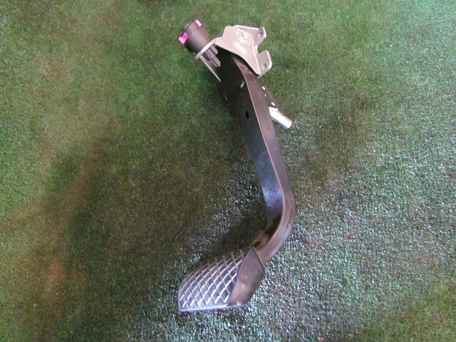 2008 Audi A8L D3 Brake Pedal