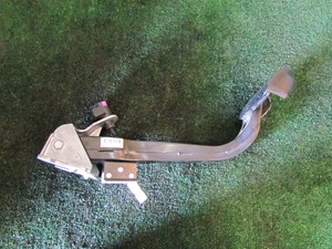 2008 Audi A8L D3 Brake Pedal