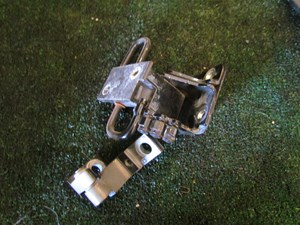 2008 Audi A8L D3 Front RH Passenger Door Hinges