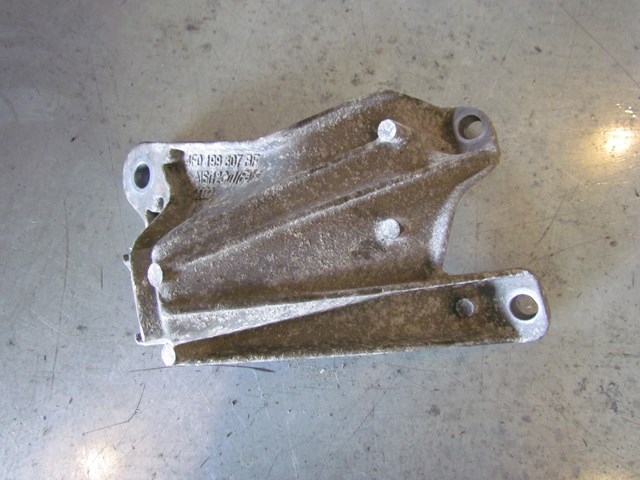 2008 Audi A8L D3 RH Passenger Engine Mount 4E0 199 307 BF