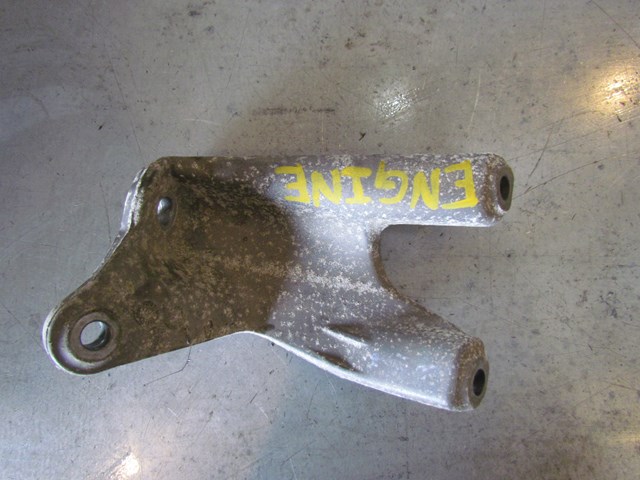 2008 Audi A8L D3 RH Passenger Engine Mount 4E0 199 307 BF
